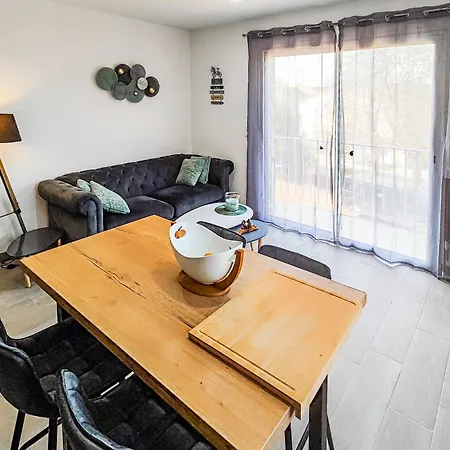 Lovely In With Kitchen Apartment Narbonne