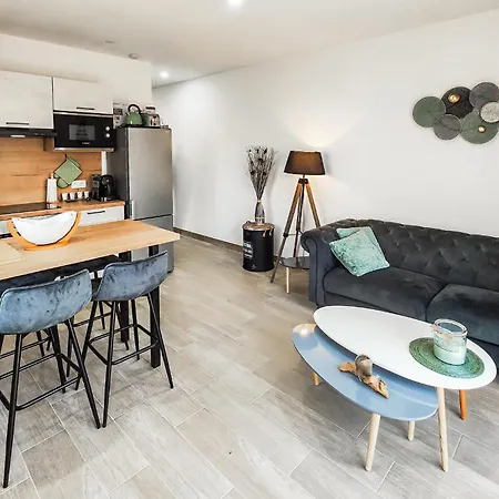 Lovely In With Kitchen