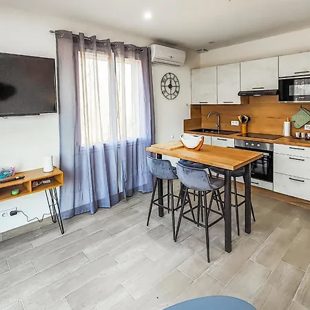 Apartment Lovely In With Kitchen